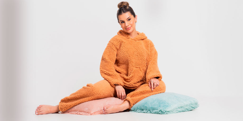Descubra o Conforto com Estilo: Lançamento do Pijama Longo Com Capuz e Bolso Teddy na MVB Modas