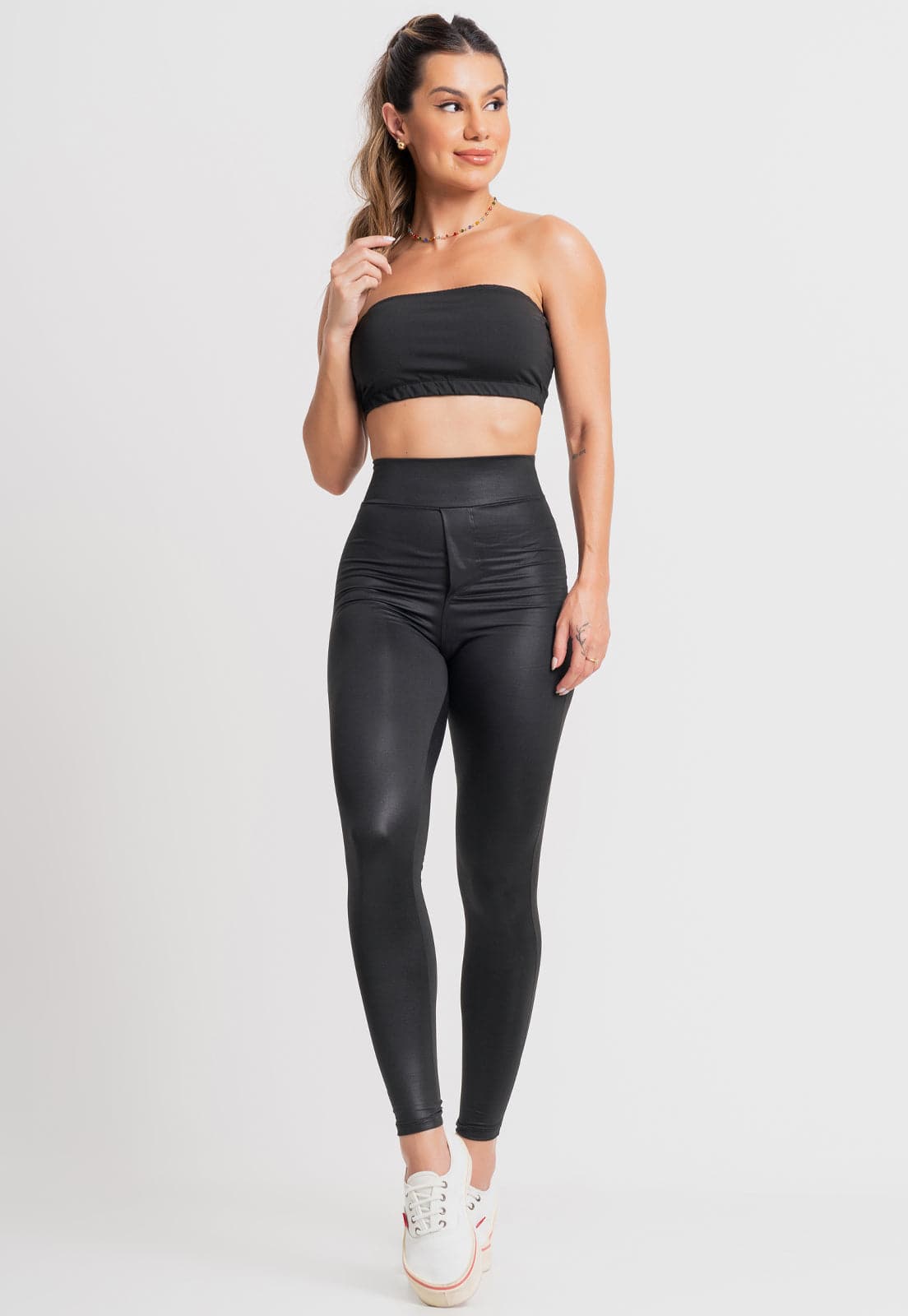 Calça Cirrê Disco Hot Pants Preto - MVB MODAS
