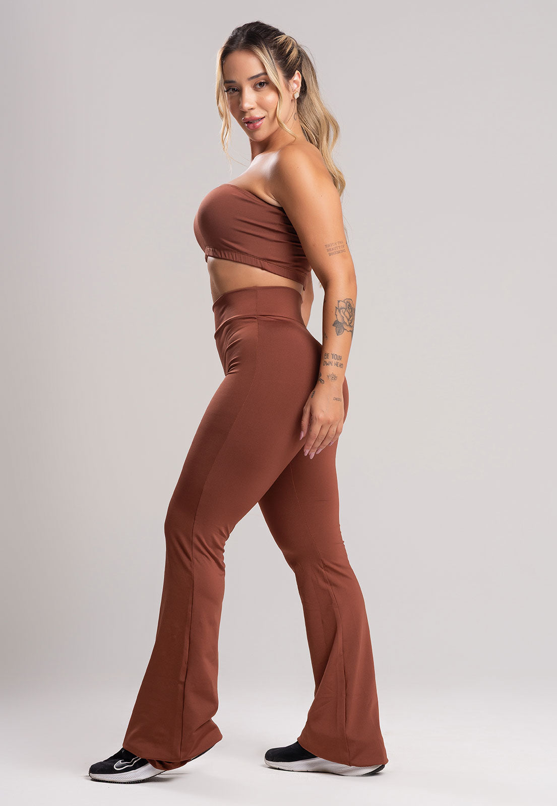 Calça Flare Pantalona Cintura Alta Cosmic - MVB MODAS