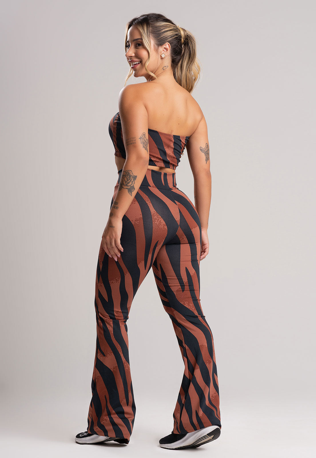 Conjunto Calça Flare e Top Tomara que Caia Safari - MVB MODAS