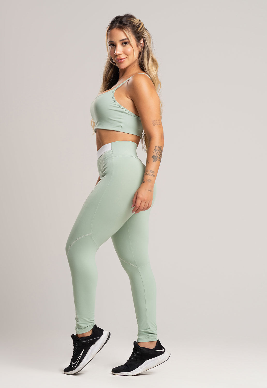 Calça Legging com Elástico Cintura Alta Feminina Poliamida Preto - MVB MODAS