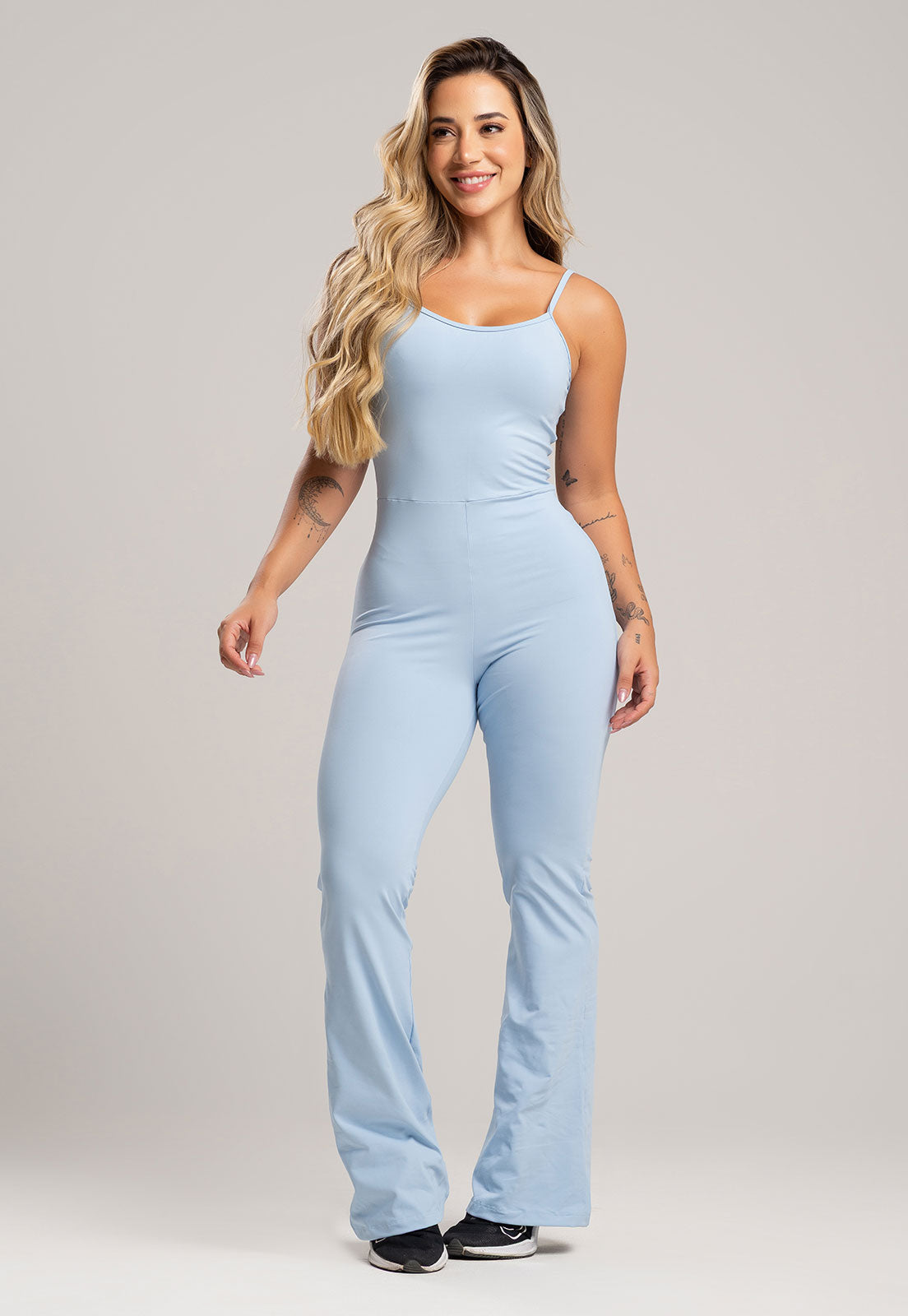 Macacão Fitness Flare Alcinha Poliamida Mousse - MVB MODAS