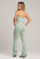 Macacão Fitness Flare Alcinha Poliamida Mousse - MVB MODAS