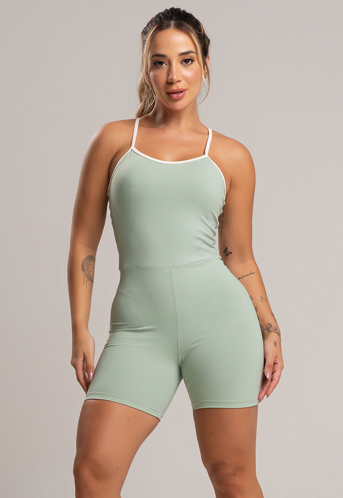 Macaquinho Fitness Alcinha Off White Poliamida Preto - MVB MODAS