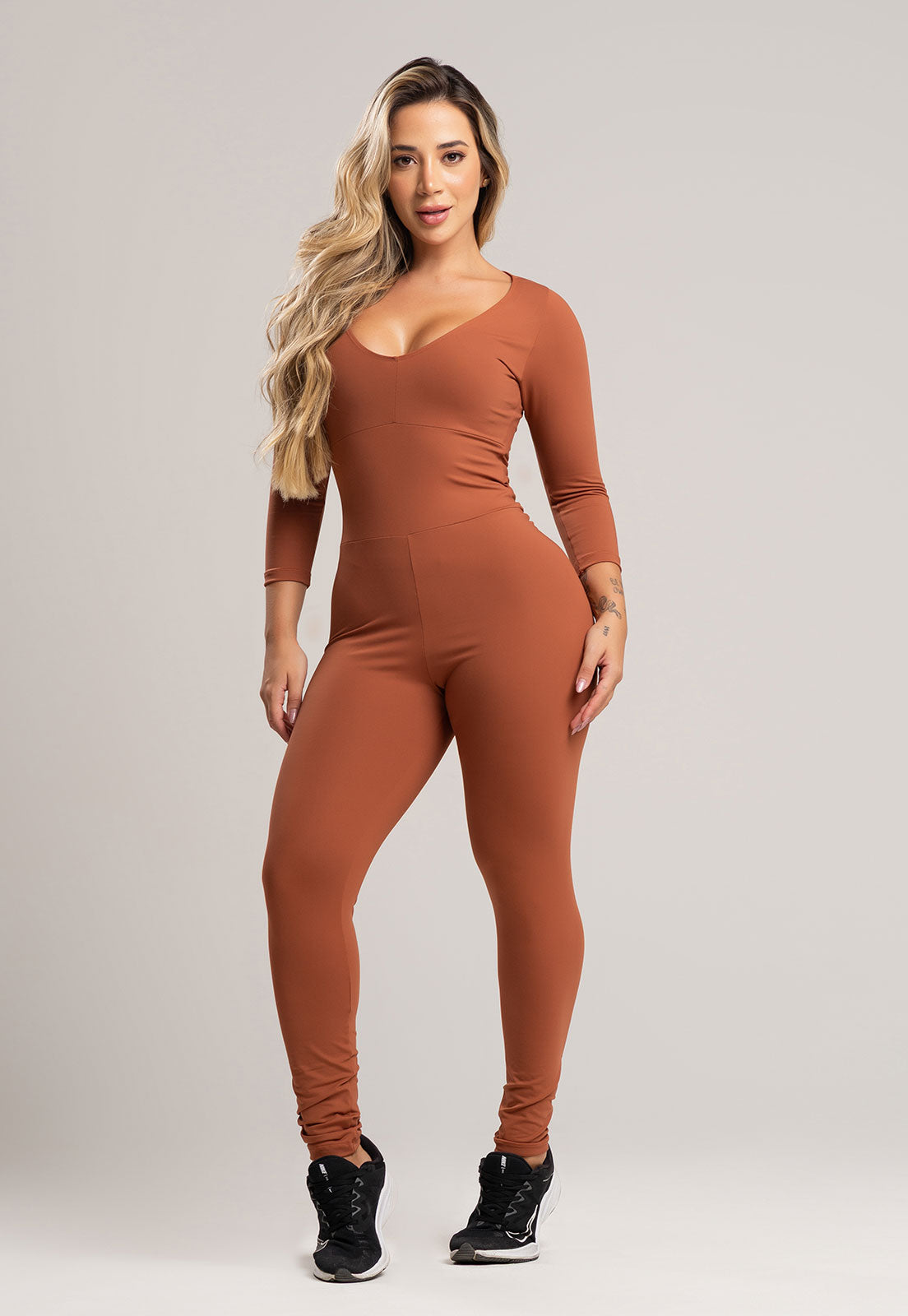 Macacão Fitness Manga 3/4 Costa Fechada Poliamida Mousse - MVB MODAS