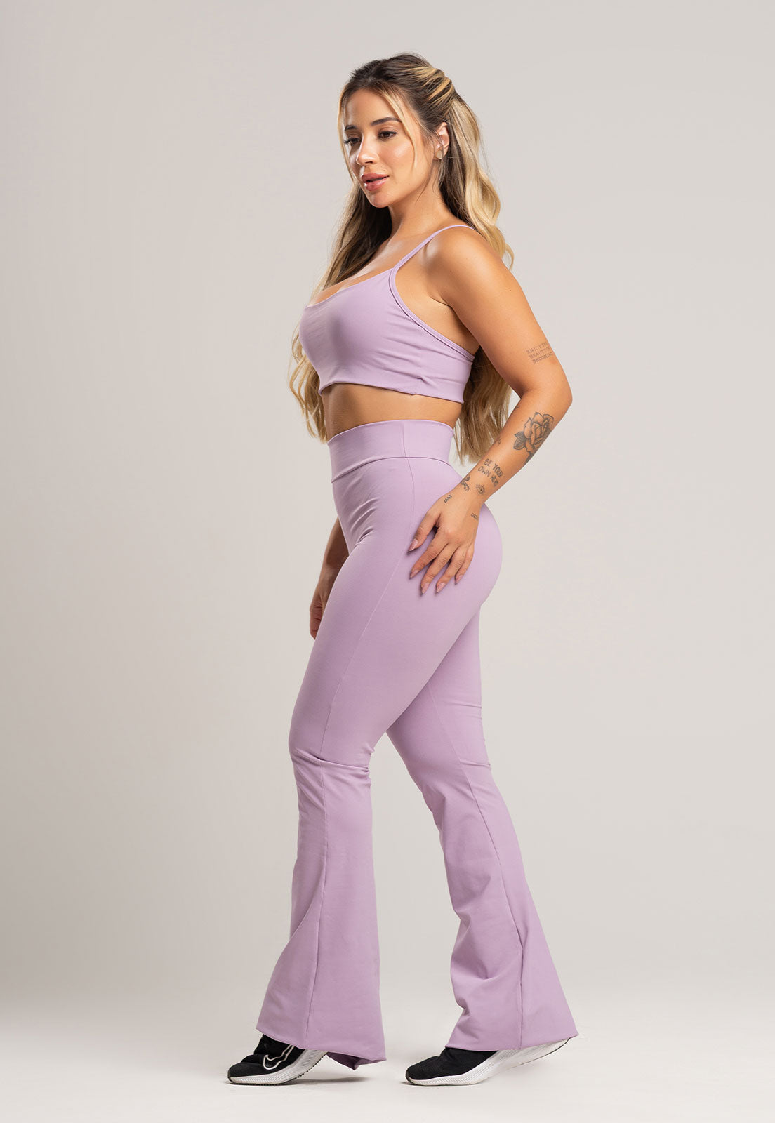 Calça Flare Pantalona Cintura Alta Poliamida Preto - MVB MODAS