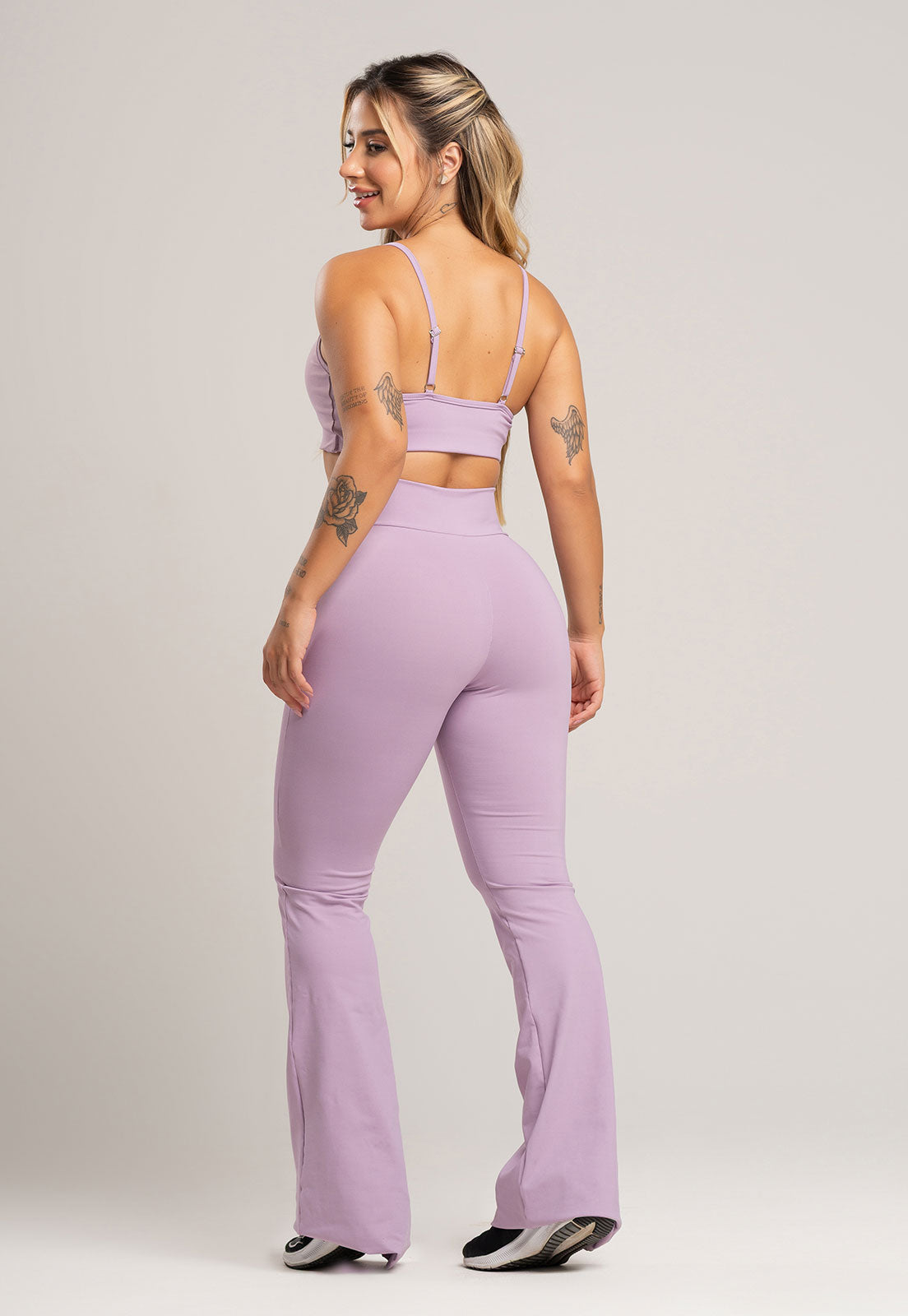 Calça Flare Pantalona Cintura Alta Poliamida Preto - MVB MODAS