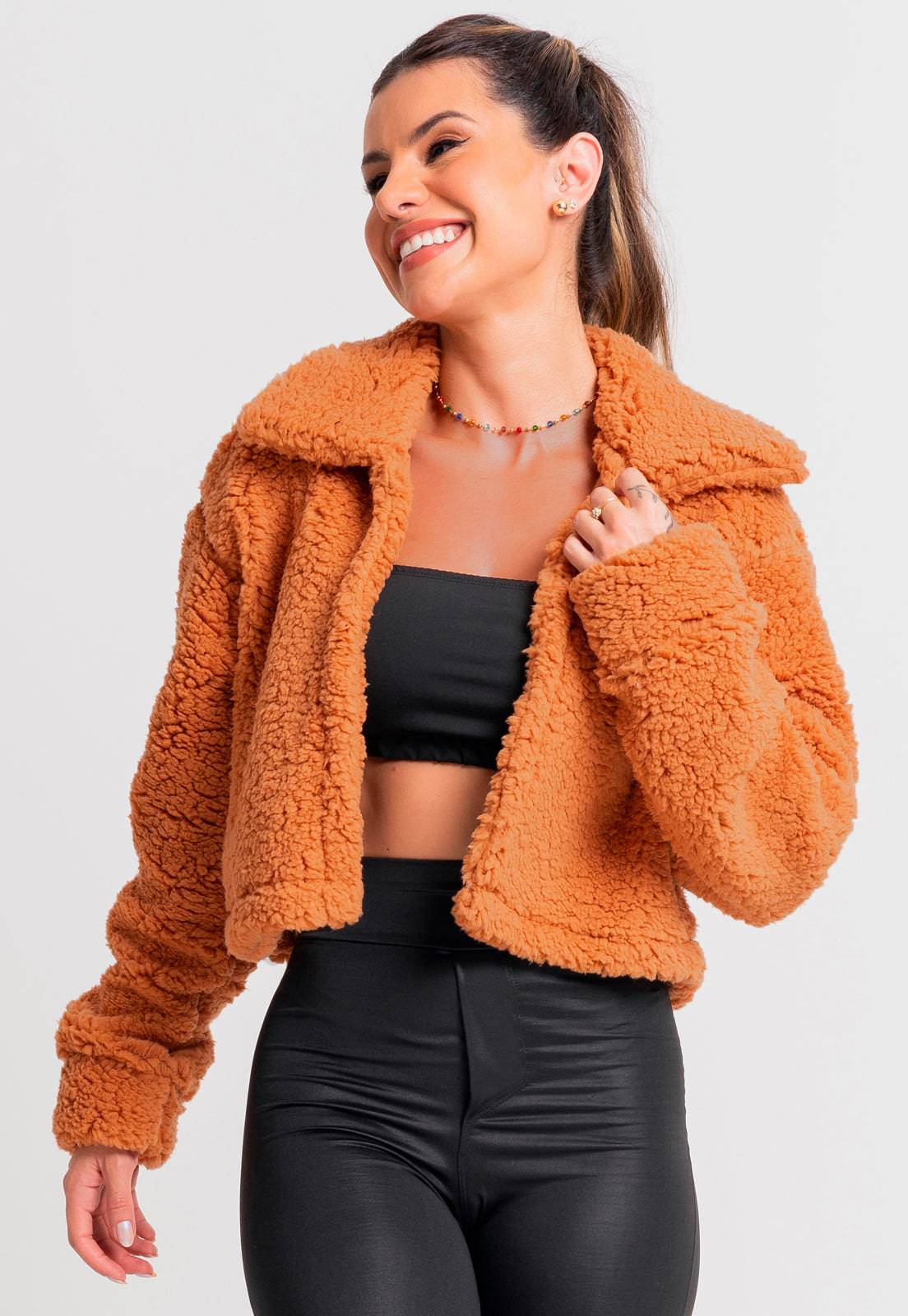 Casaco Cropped Flanelado Teddy Off White - MVB MODAS