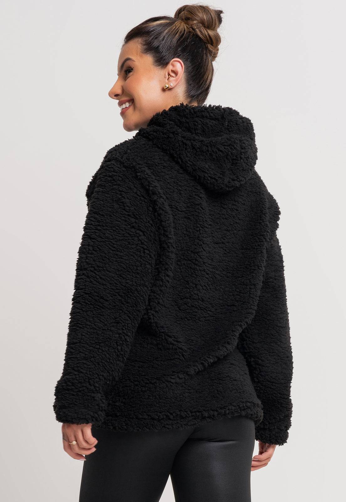 Casaco Com Capuz e Bolso Flanelado Teddy Preto - MVB MODAS