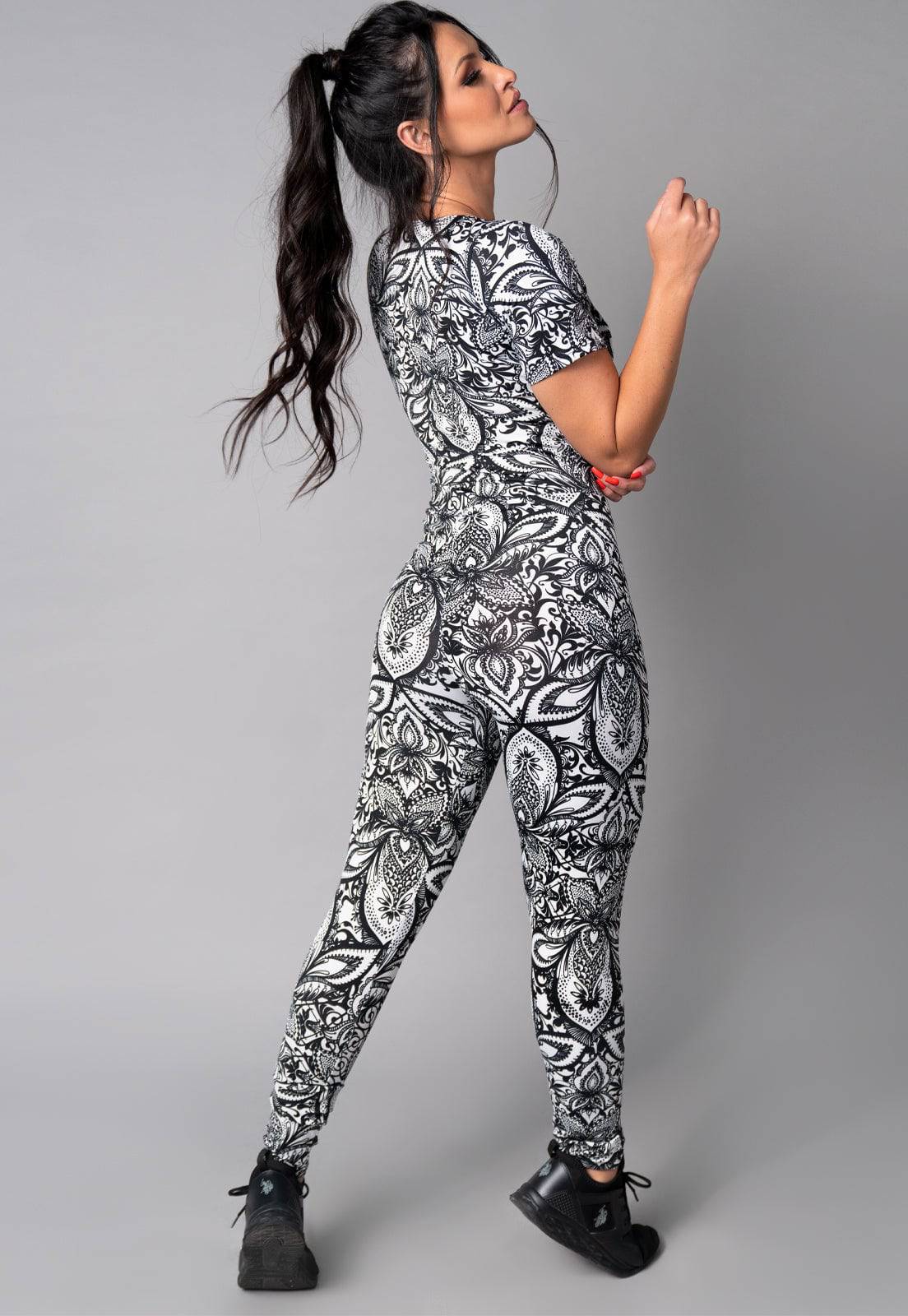 Macacão Longo Manga Curta Costa Fechada Mandala - MVB MODAS