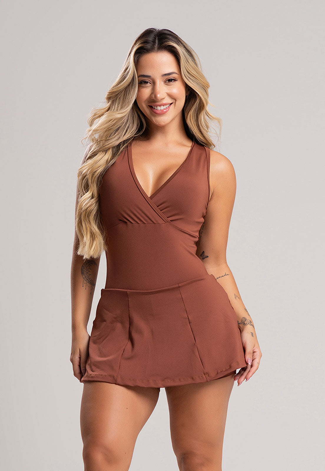 Macaquinho Vestido Curto Marrom - MVB MODAS