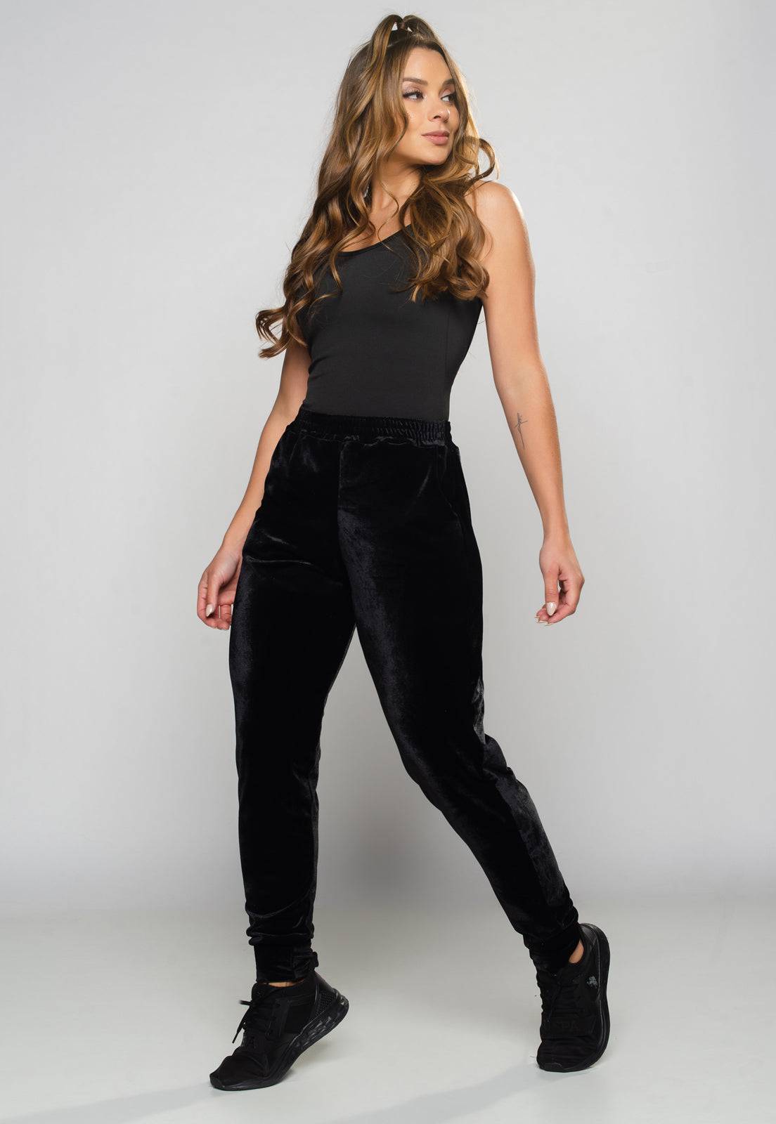 Calça Jogger Veludo Vinho - MVB MODAS