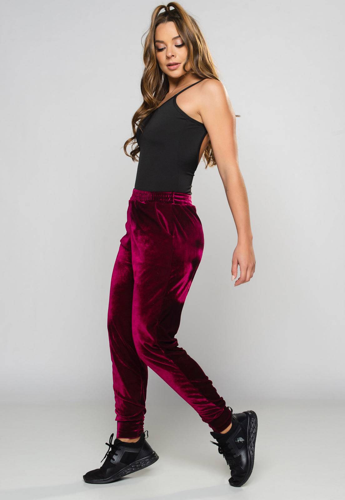 Calça Jogger Veludo Vinho - MVB MODAS