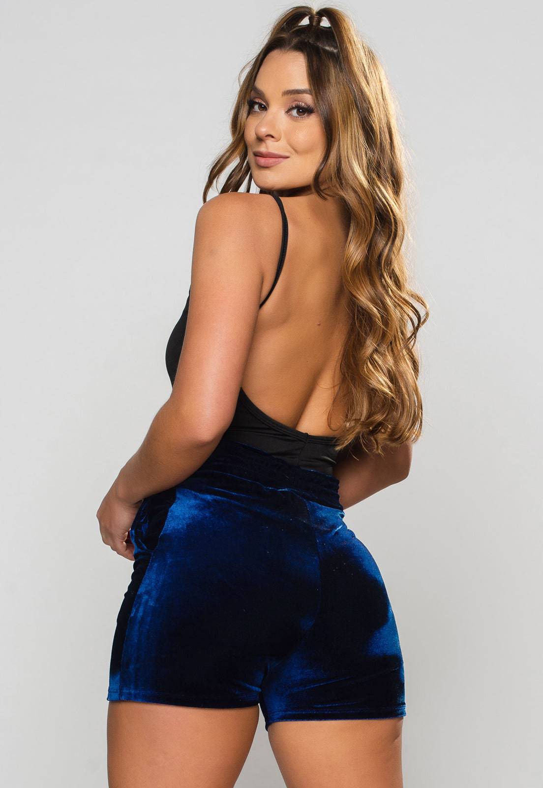 Short Veludo Molhado Azul - MVB MODAS