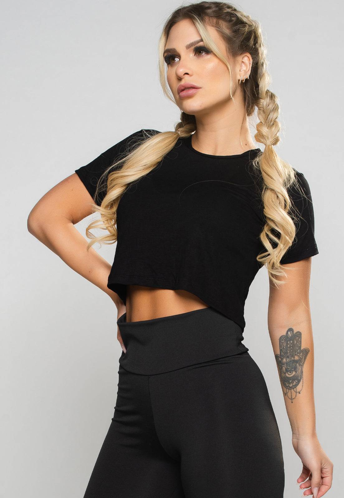 Cropped Manga Curta Preto - MVB MODAS