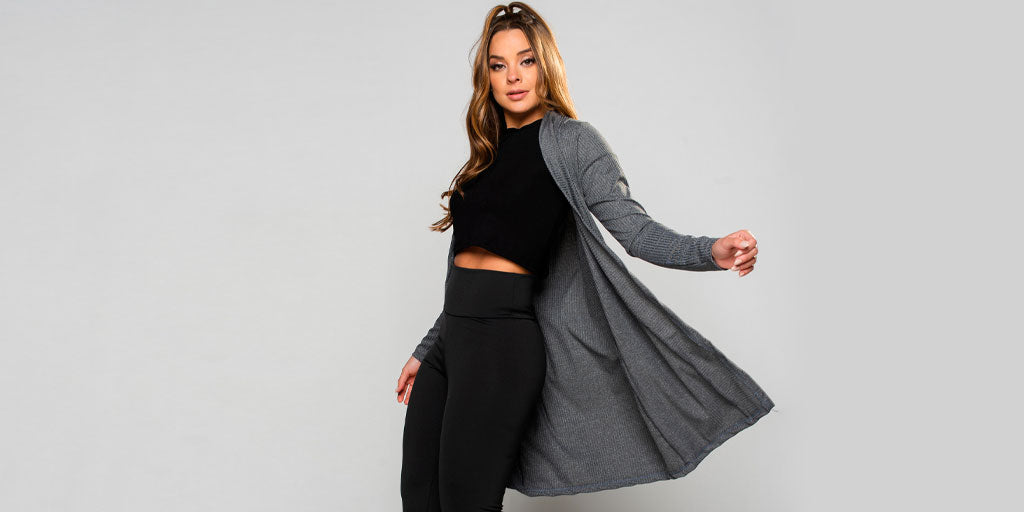 Cardigan Canelado Kimono: A Terceira Peça Que Vai Transformar Seus Looks no Outono 2025