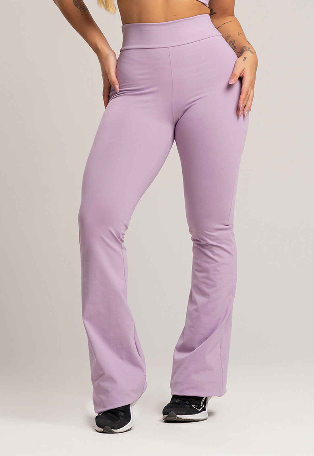 Calça Flare Pantalona Cintura Alta Poliamida Preto - MVB MODAS