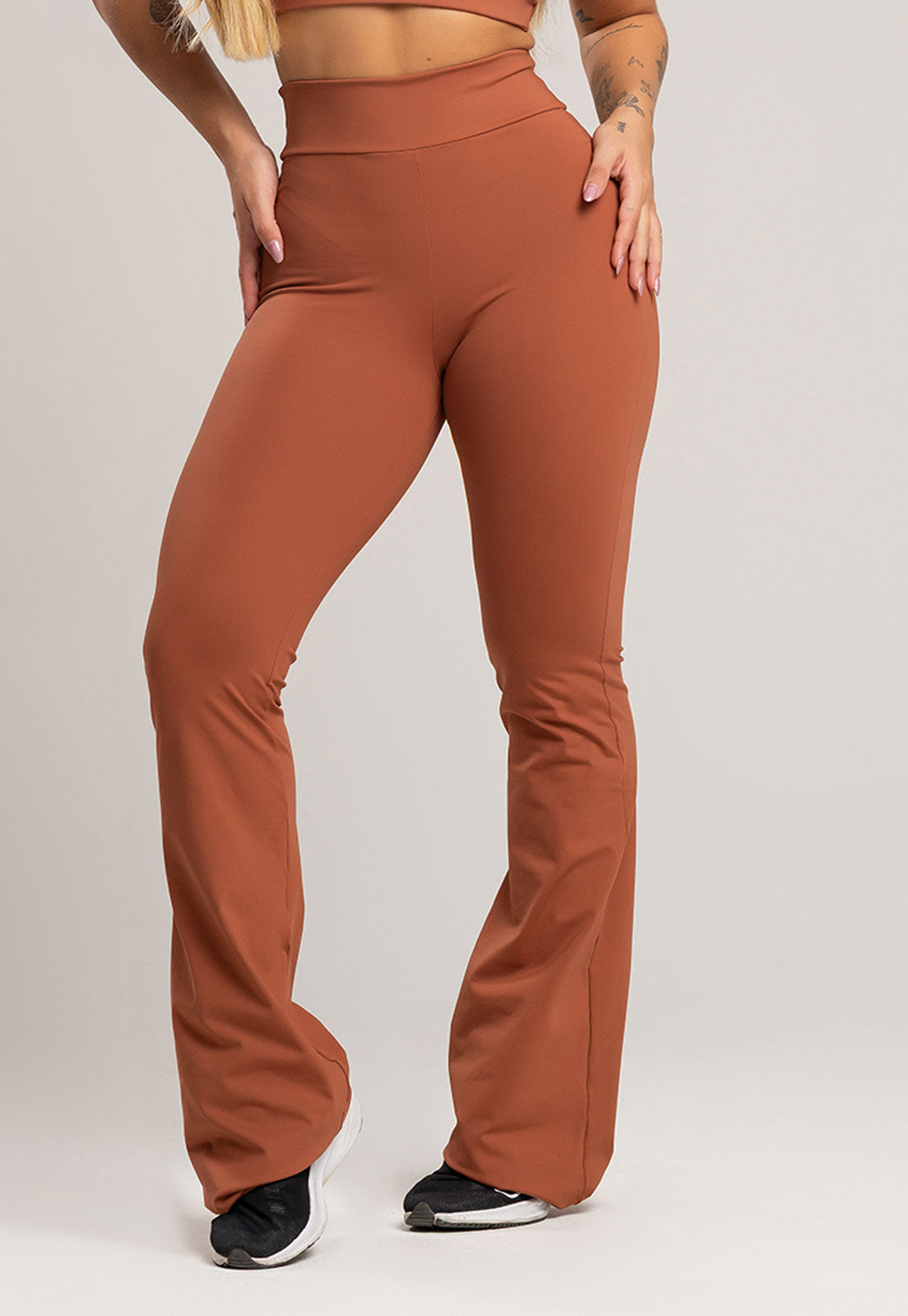 Calça Flare Pantalona Cintura Alta Poliamida Preto - MVB MODAS
