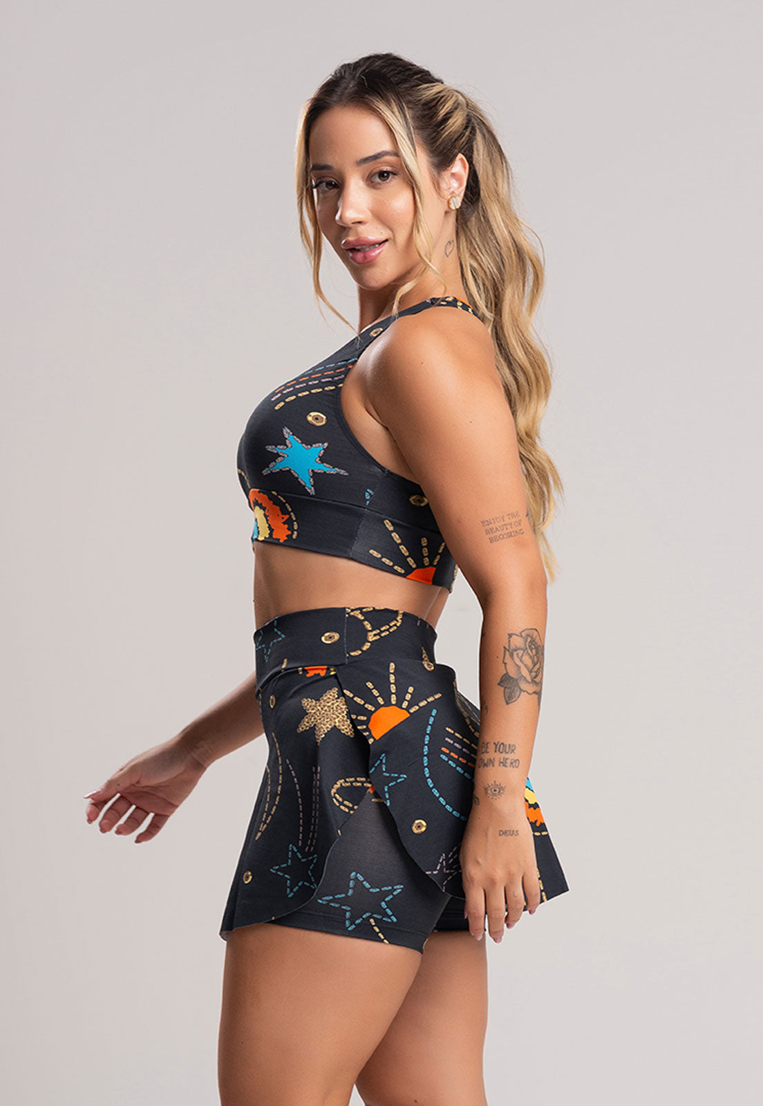 Short Saia Tapa Bumbum Estampado Cosmic - MVB MODAS