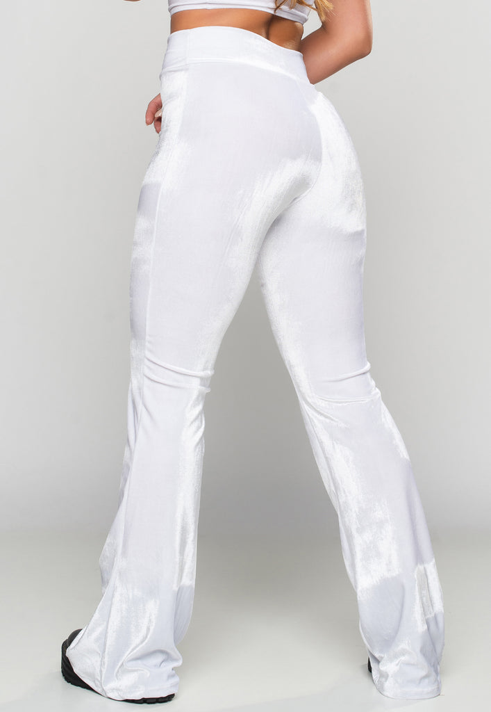 Calça Flare Pantalona Veludo Molhado Cintura Alta Branco - MVB MODAS